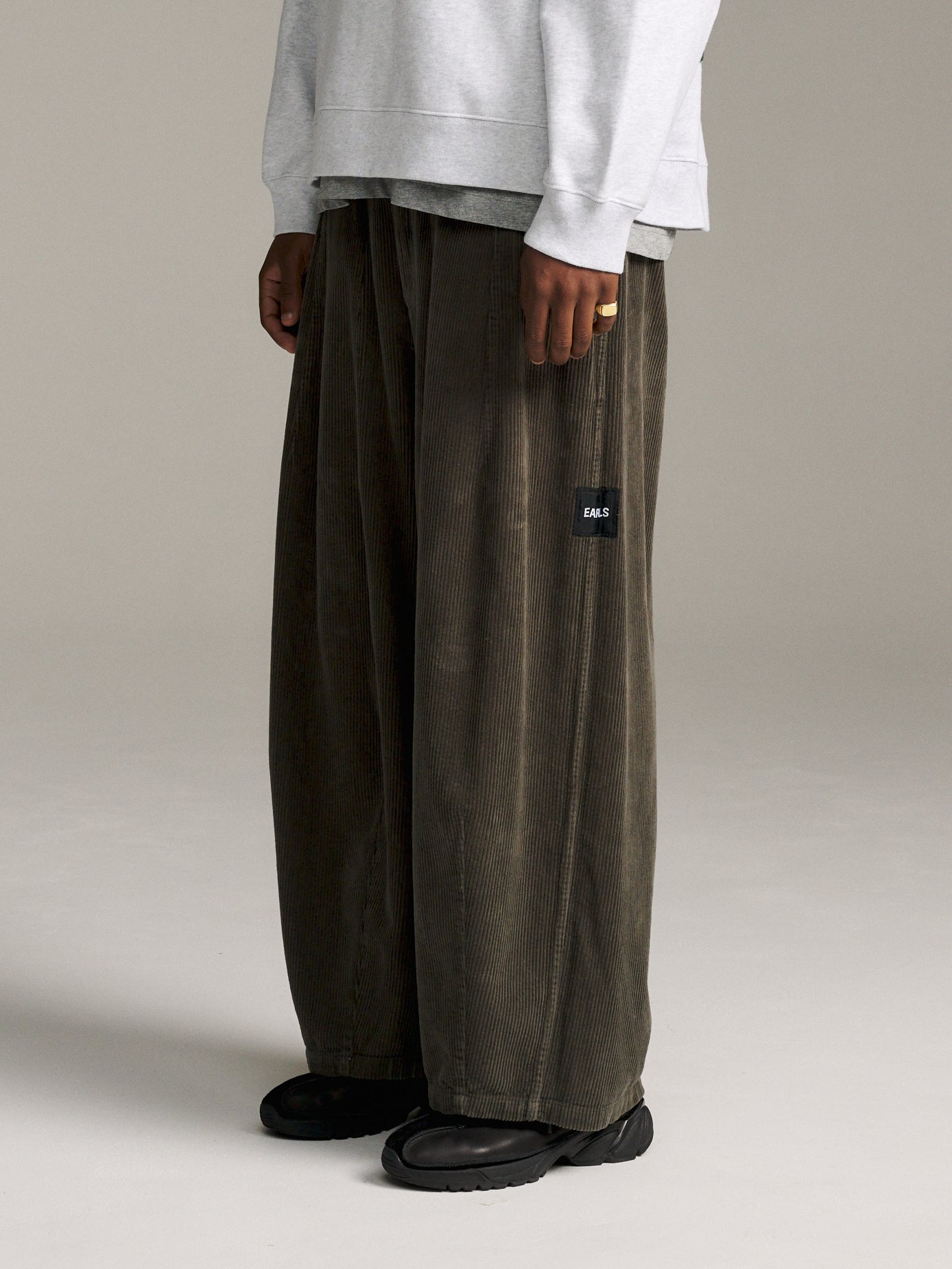 Relax Cord Pant - Khaki