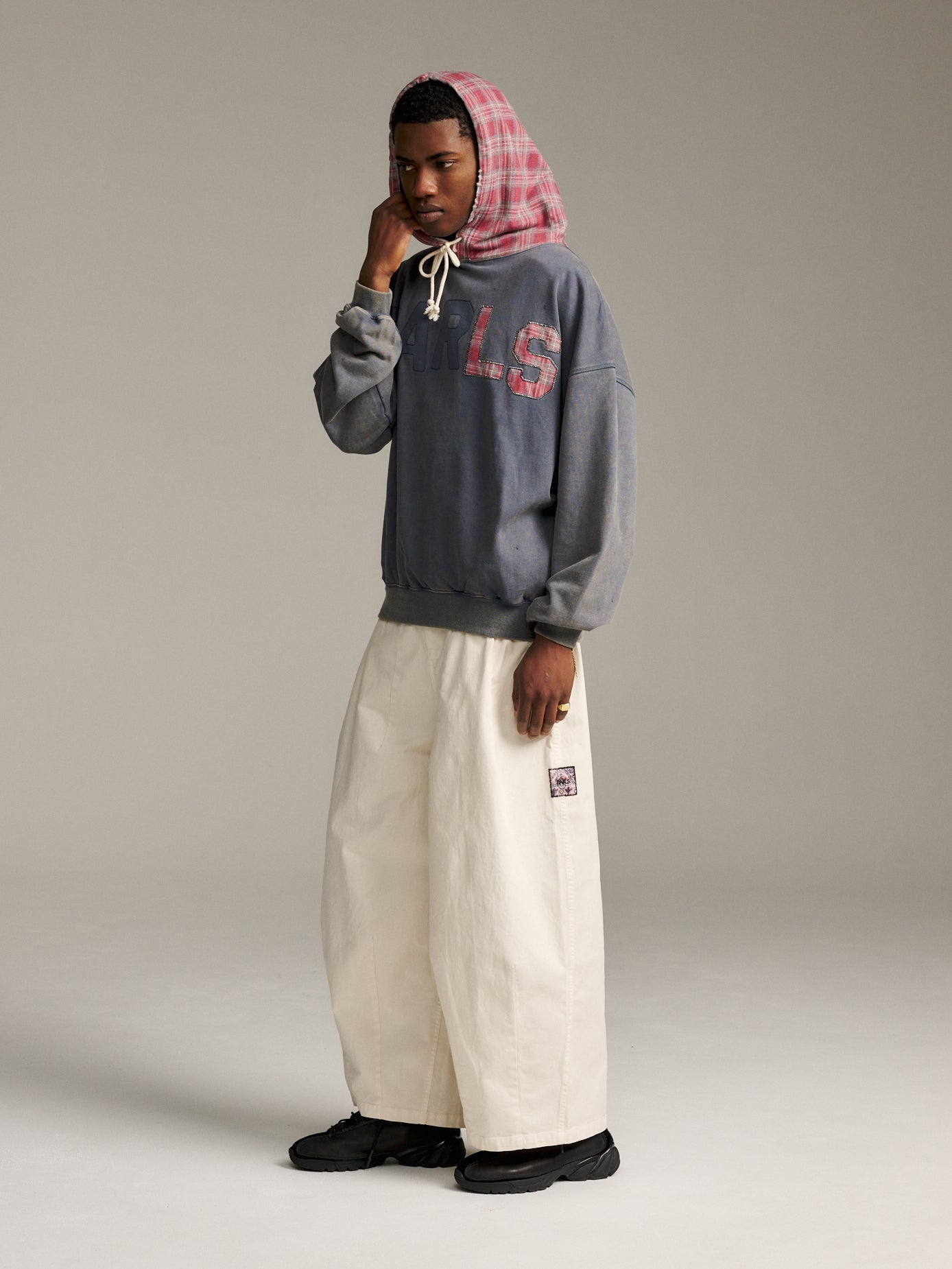 Contrast Hood - Blue