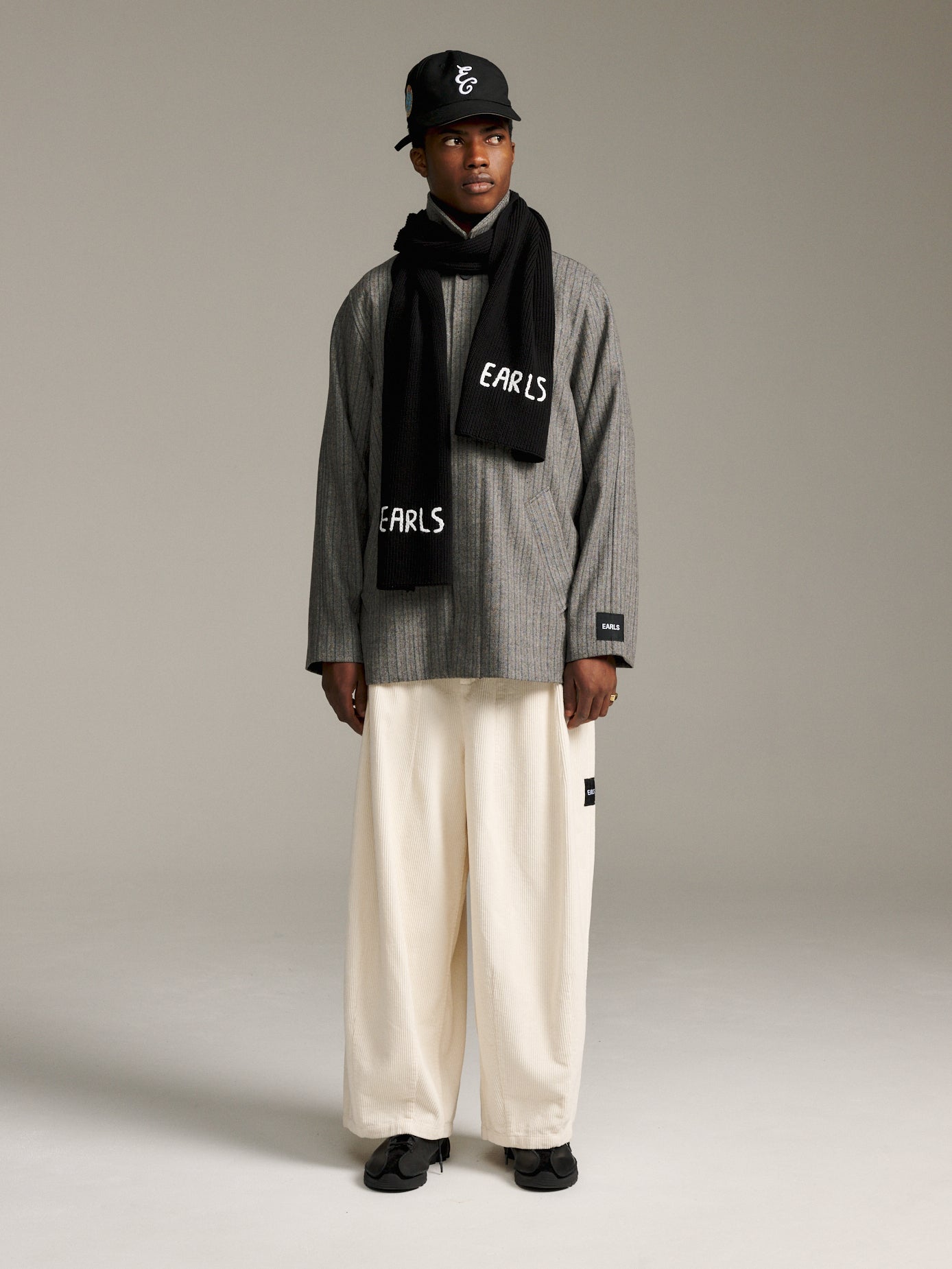 Sleek Knit Scarf - Black/White