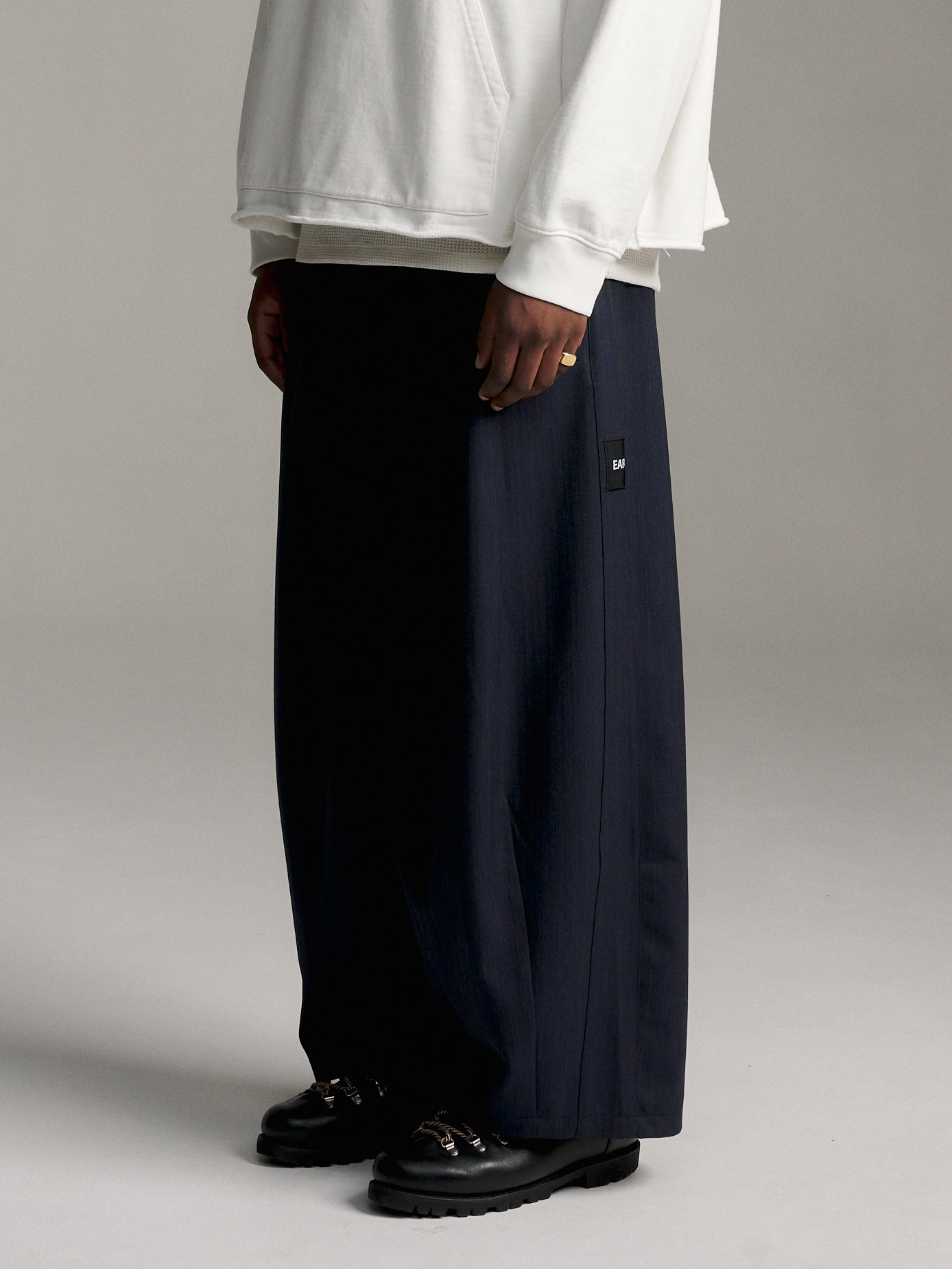 TR Relax Pant - Navy Stripe