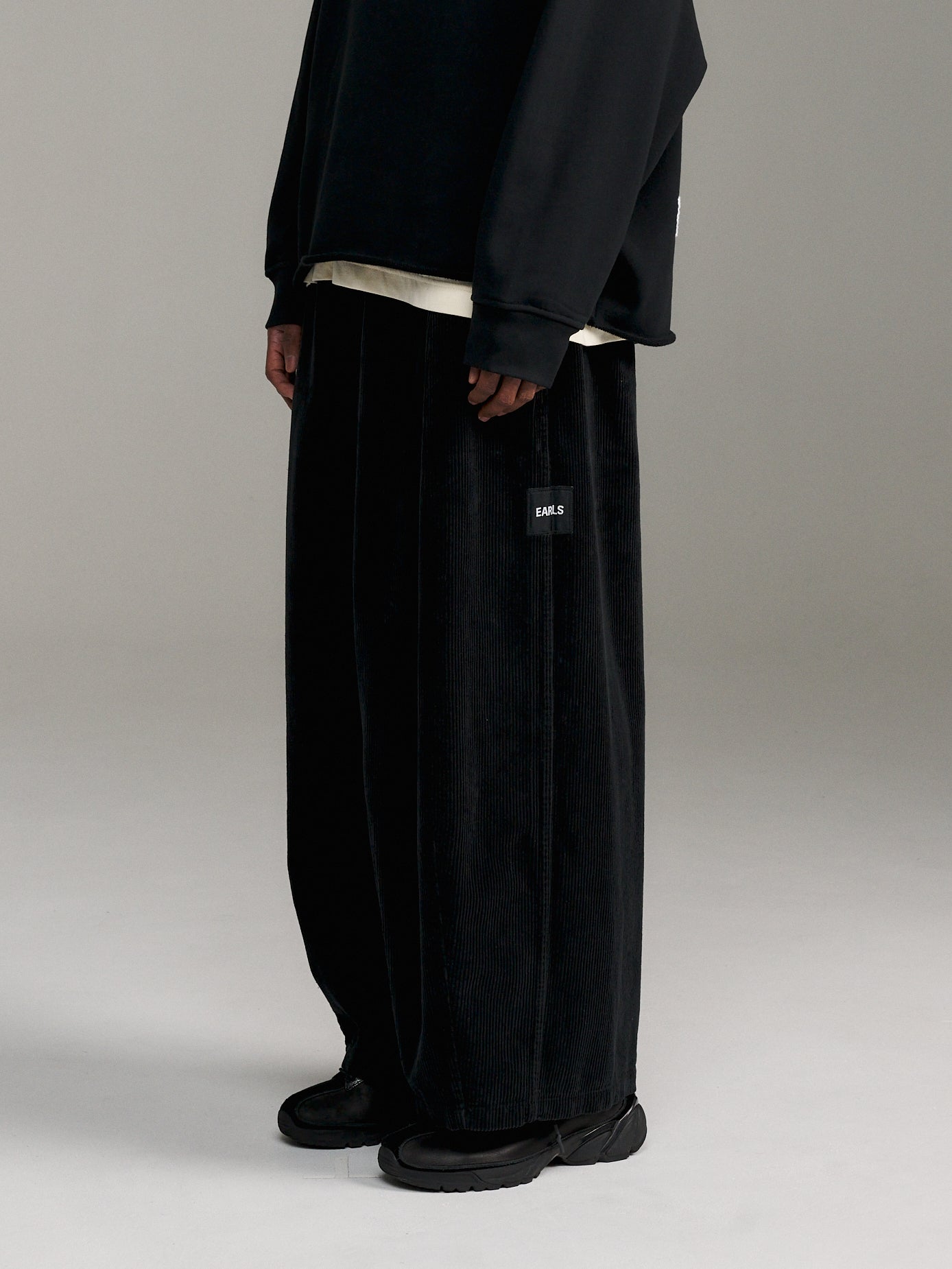 Relax Cord Pant - Black