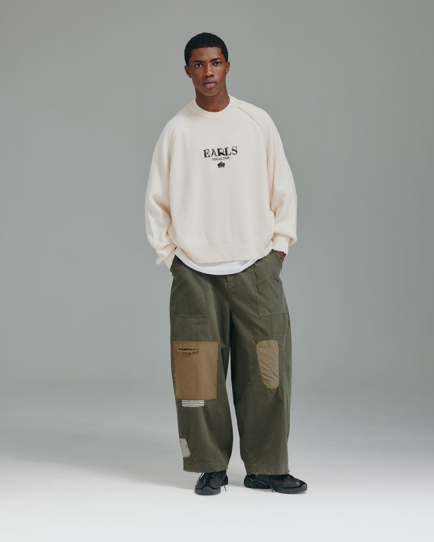 Distressed Crown Knit - Cream