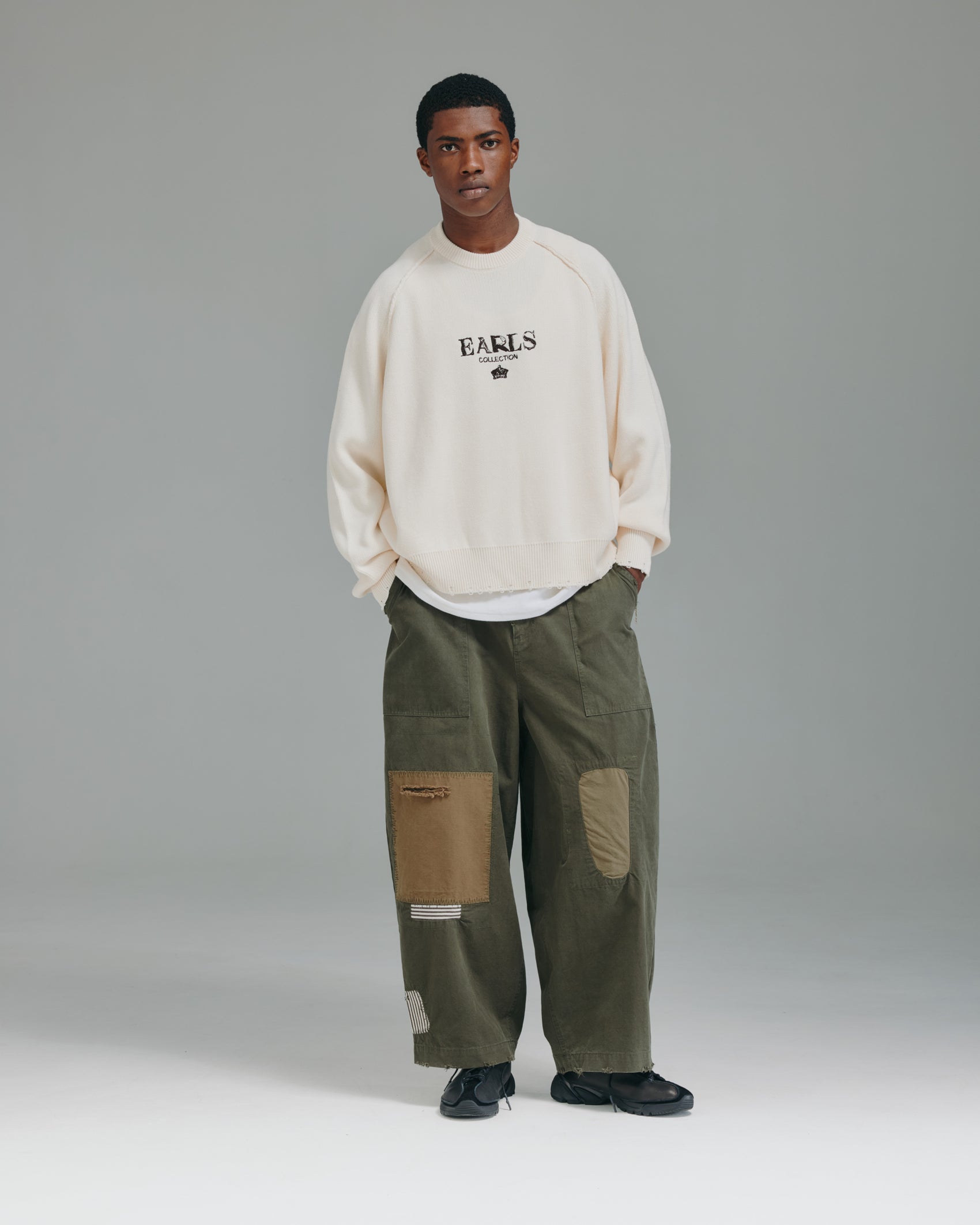 Distressed Crown Knit - Cream