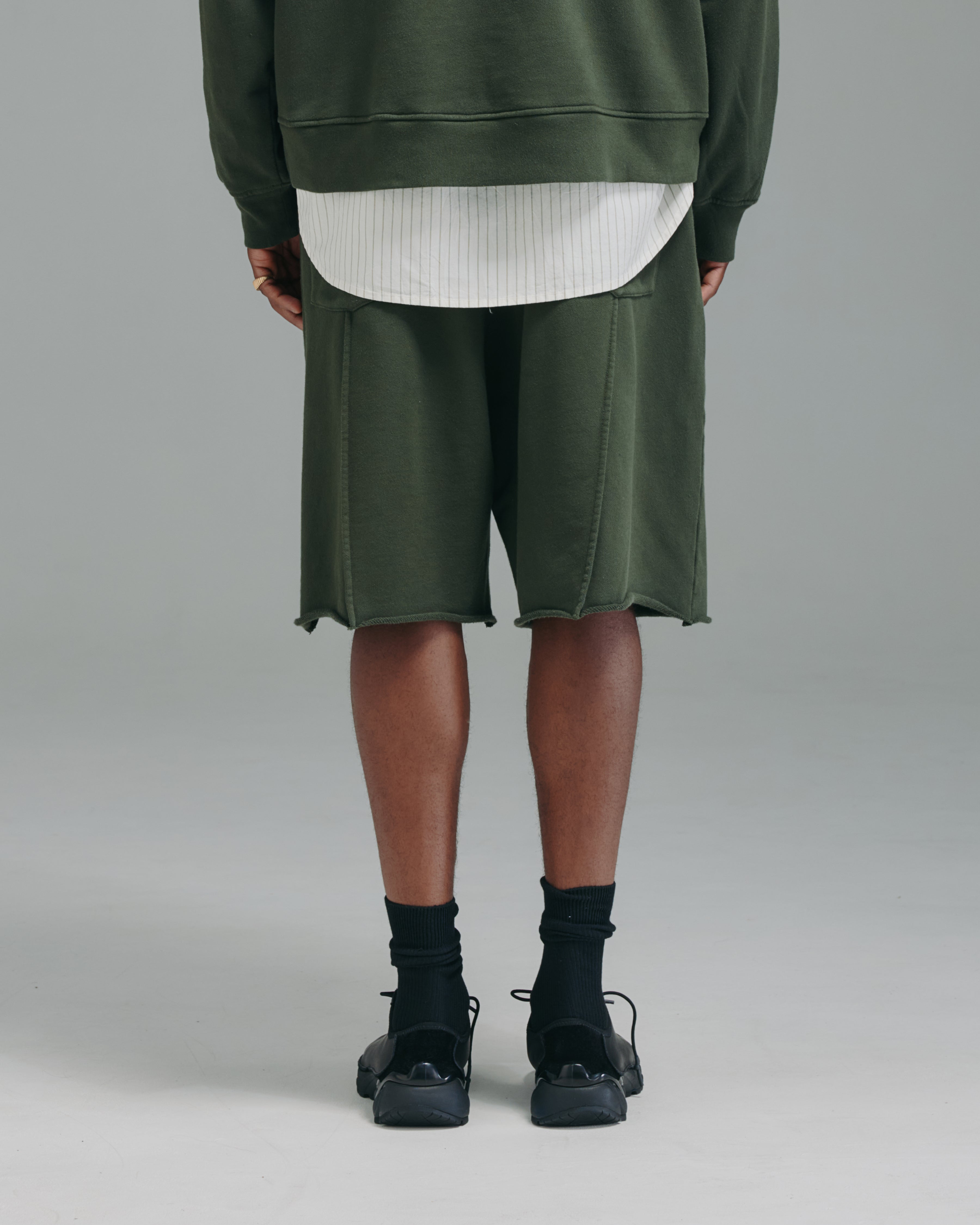 Thick Stitch Short - Khaki/Black – Earls Collection