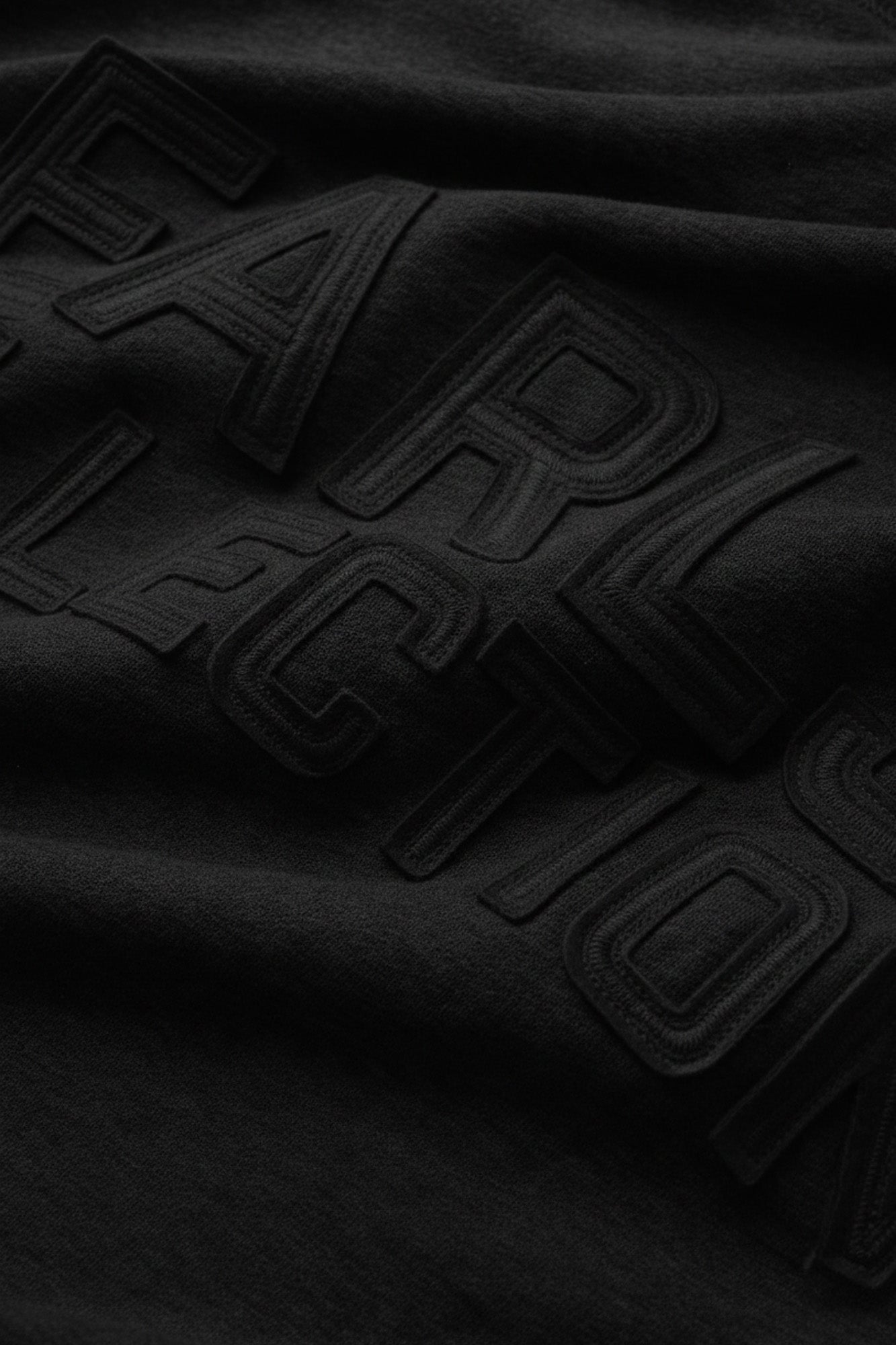 Warm Up Hood - Black