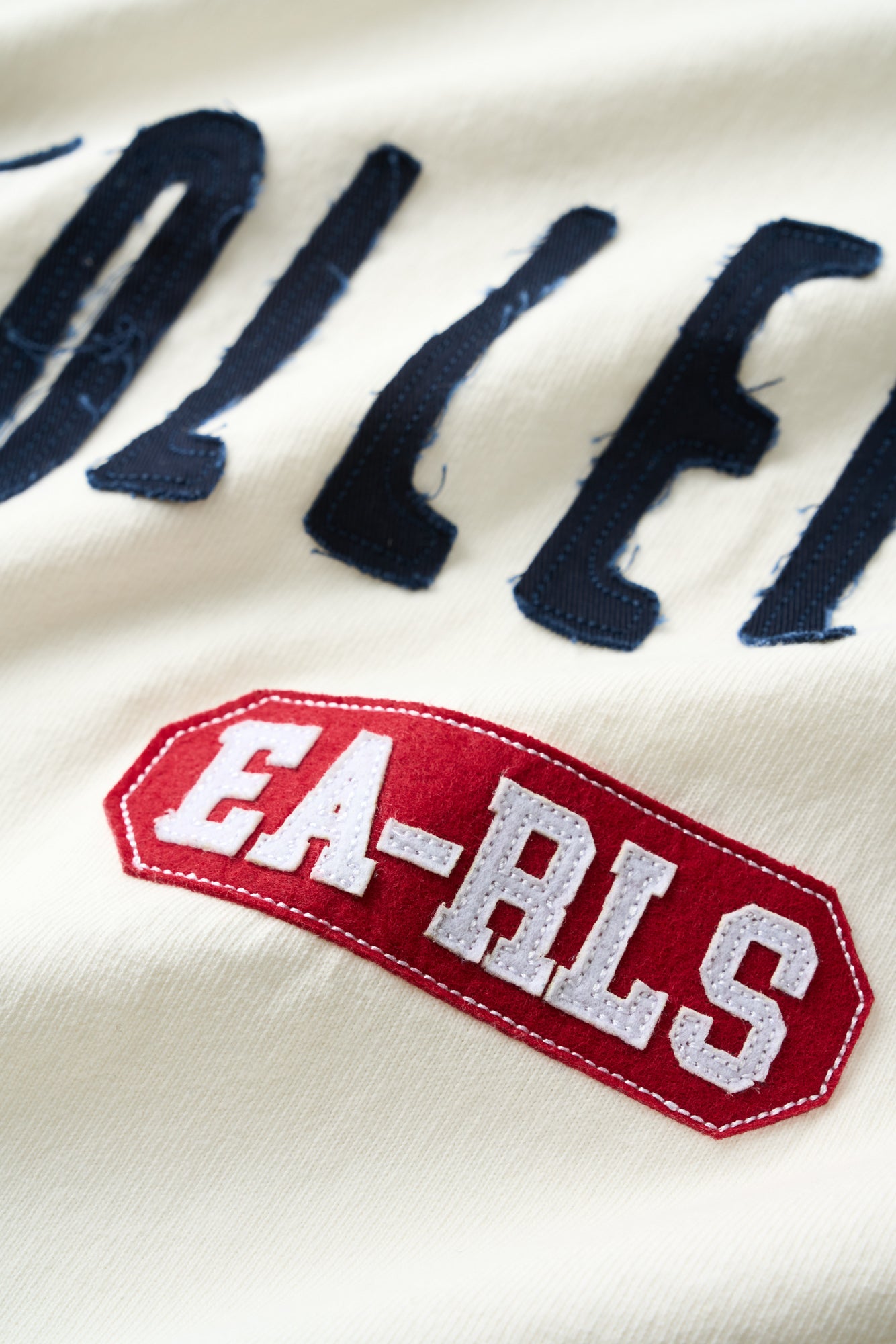 Patch Tee - Pristine/Navy