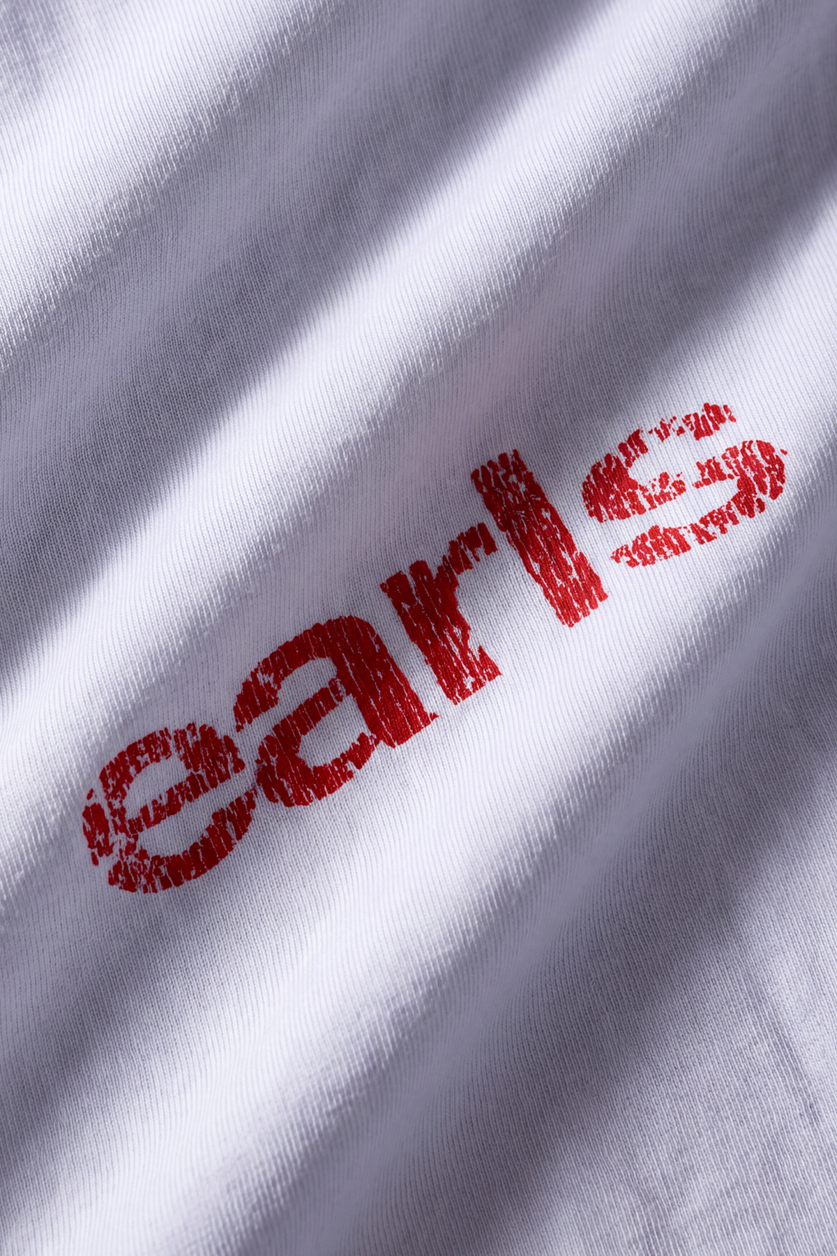 Pennant Tee - Off White/Navy