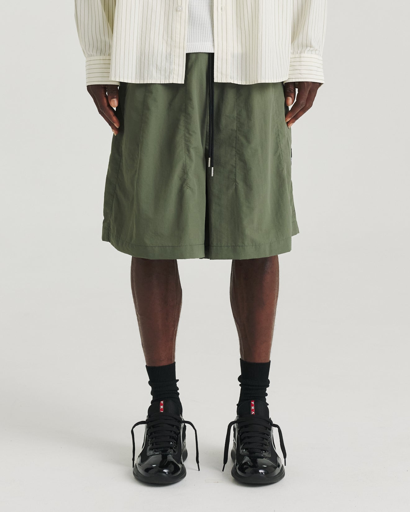 Nylon Relax Short - Khaki