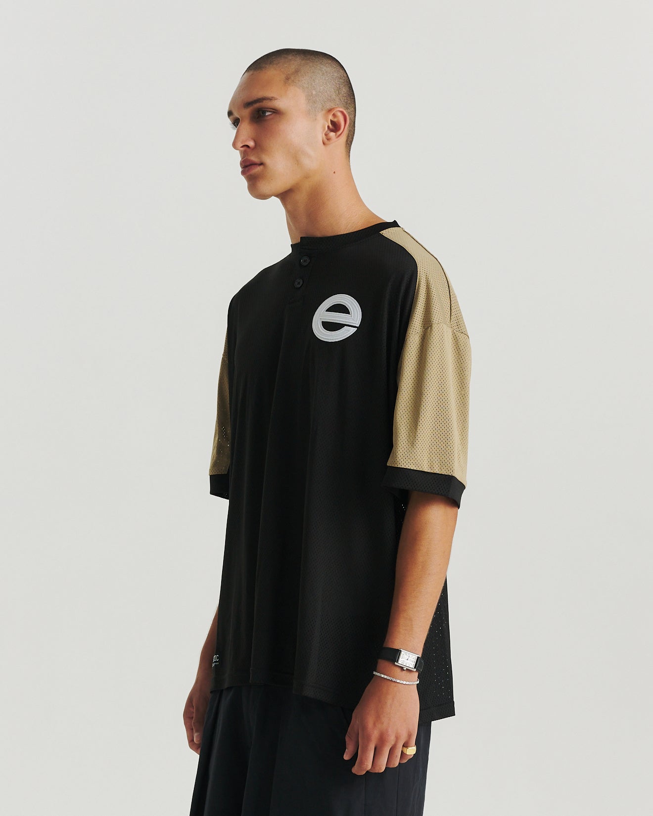 Sports Henley - Black