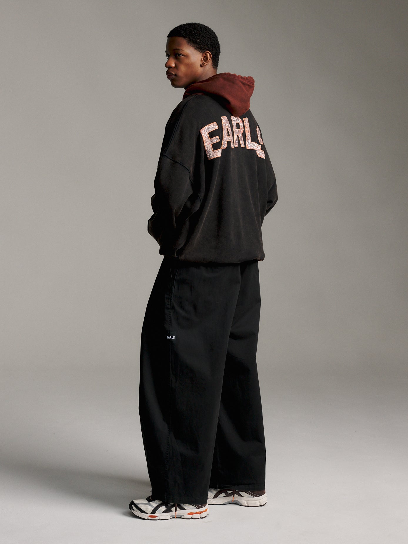 Letter Hood - Black