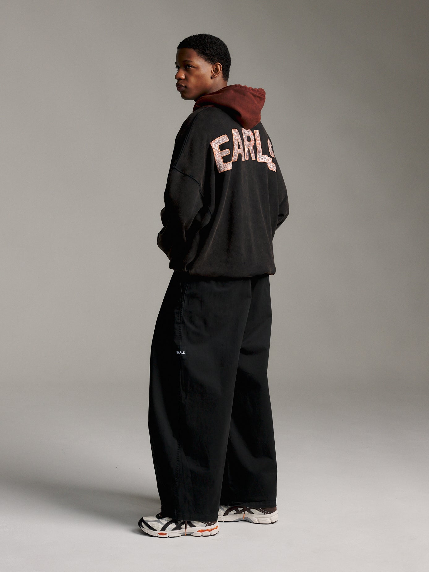 Letter Hood - Black