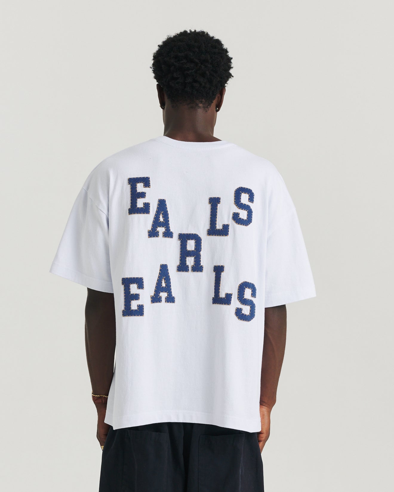 Felt Tee - White/Navy
