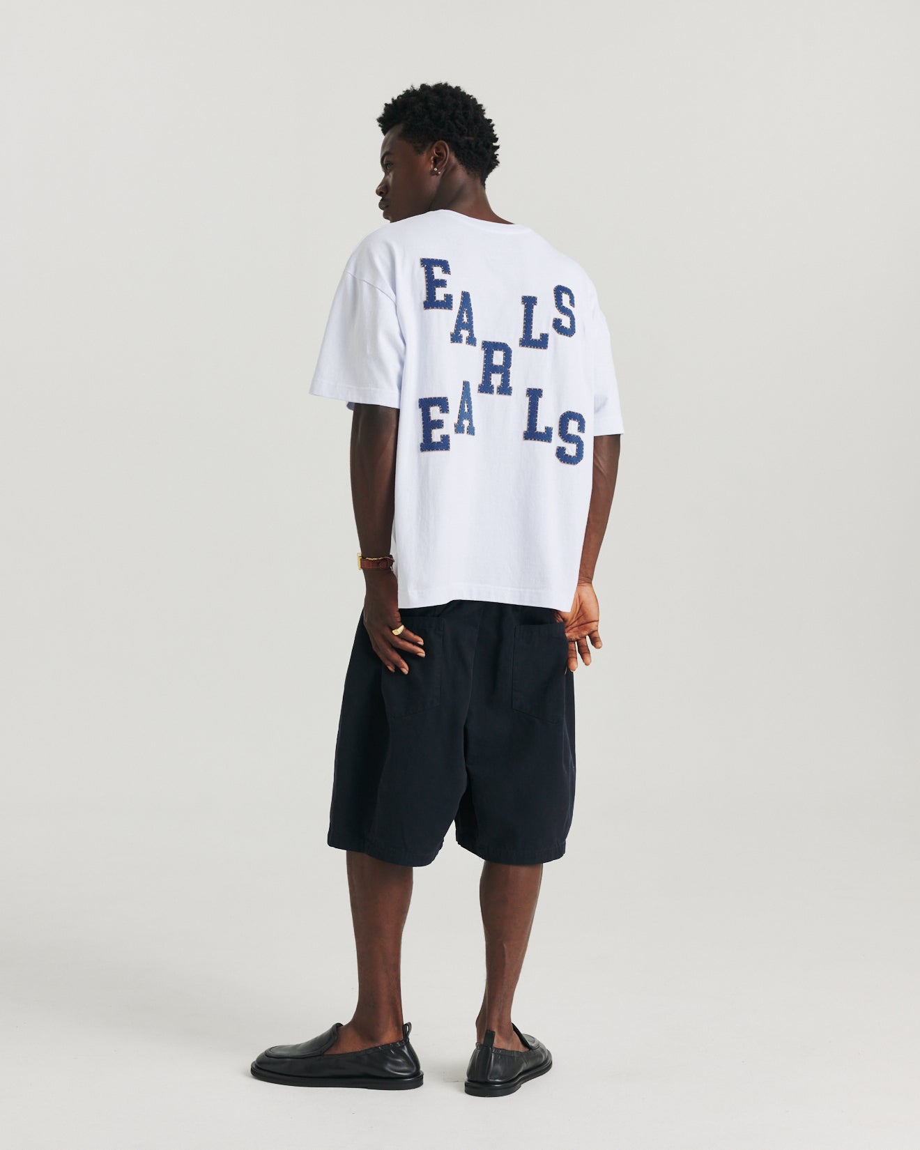Felt Tee - White/Navy
