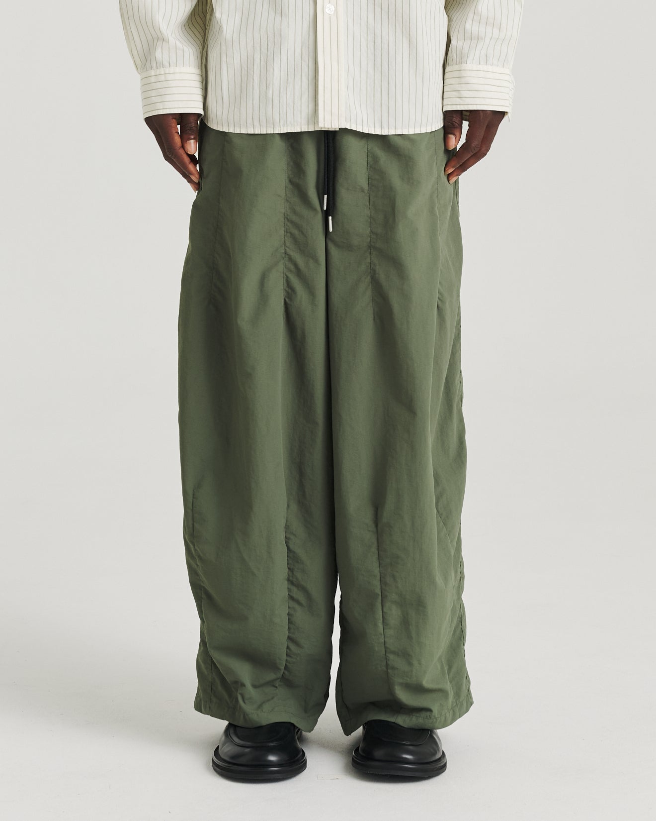 Nylon Relax Pant - Khaki
