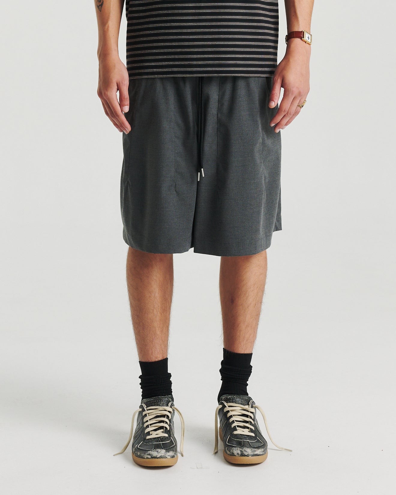 Formal Relax Short - Charcoal