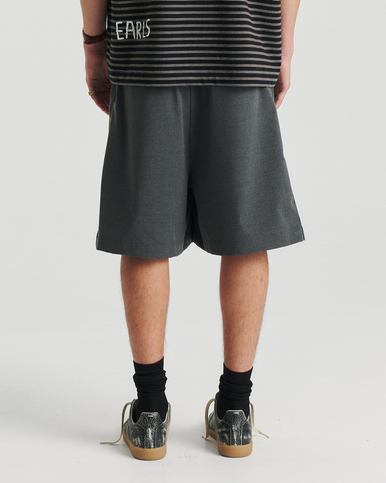 Formal Relax Short - Charcoal
