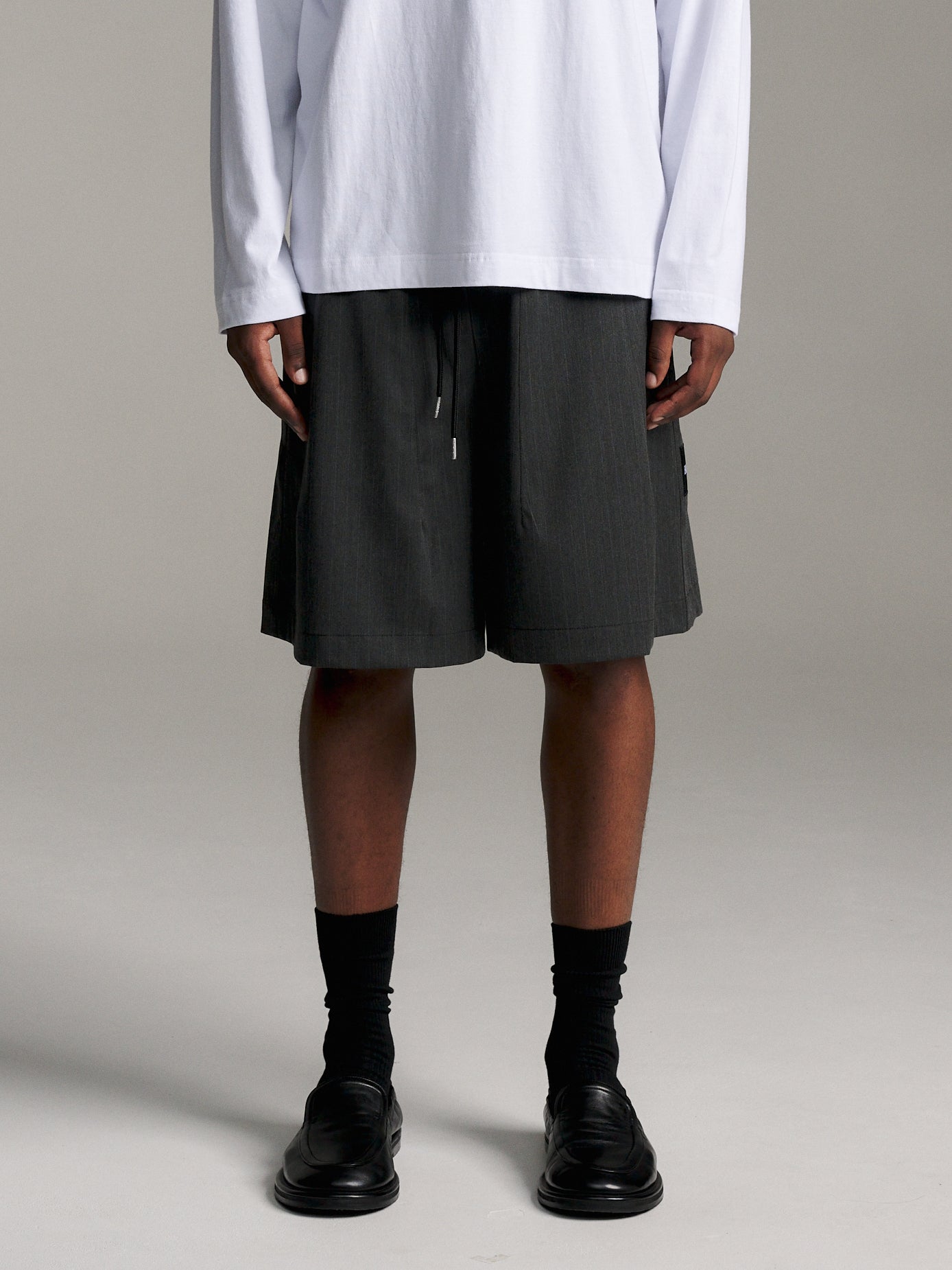 TR Relax Short - Black Stripe