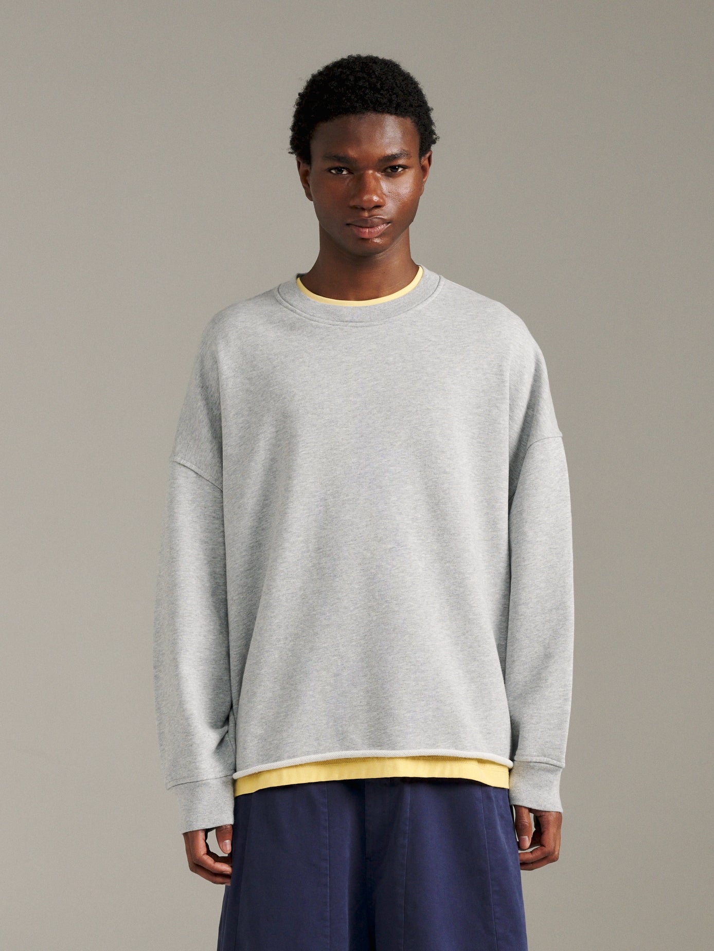 Raw Edge Crew - Grey Marle