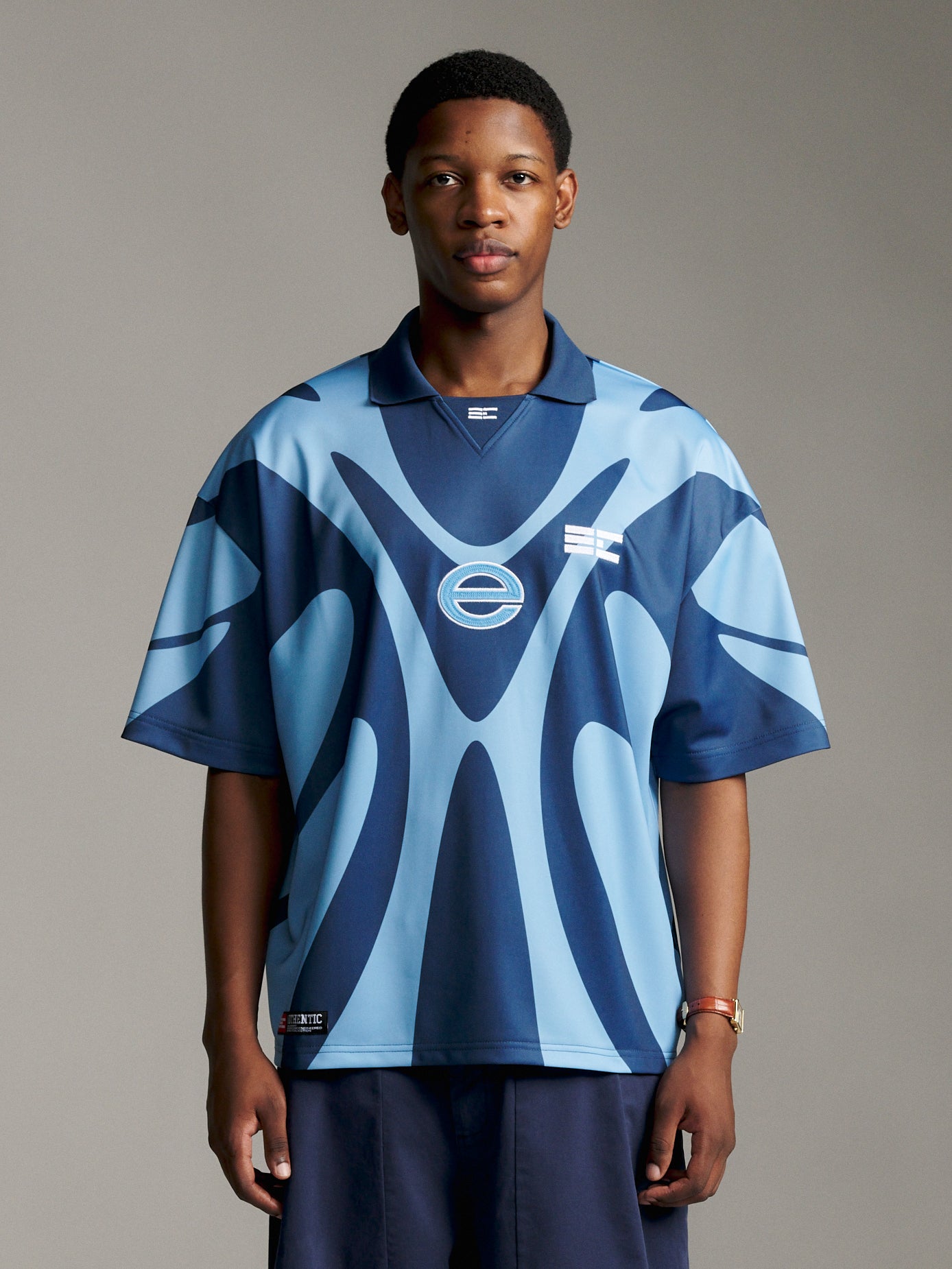 Trio Jersey - Roach