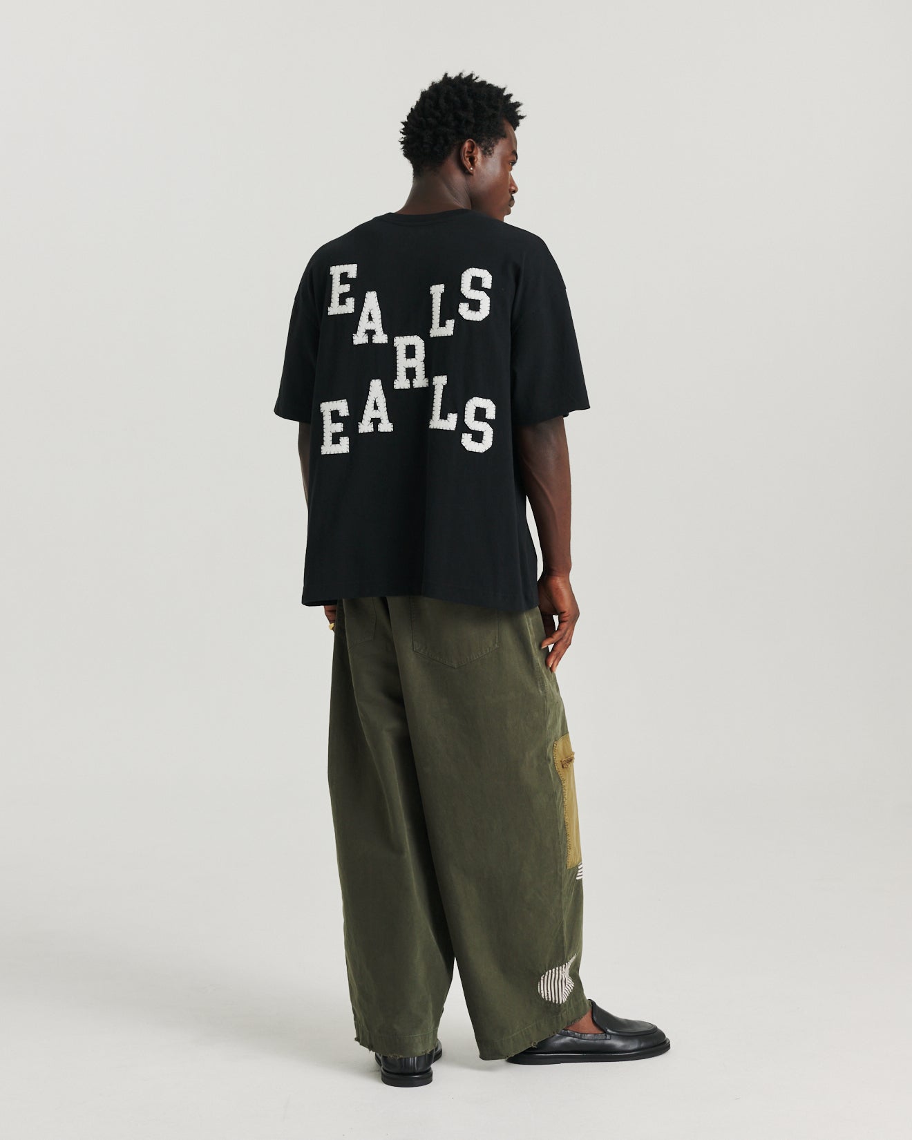 Felt Tee - Black/White