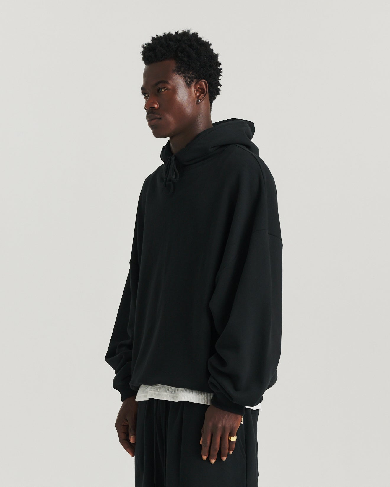 Warm Up Hood - Black