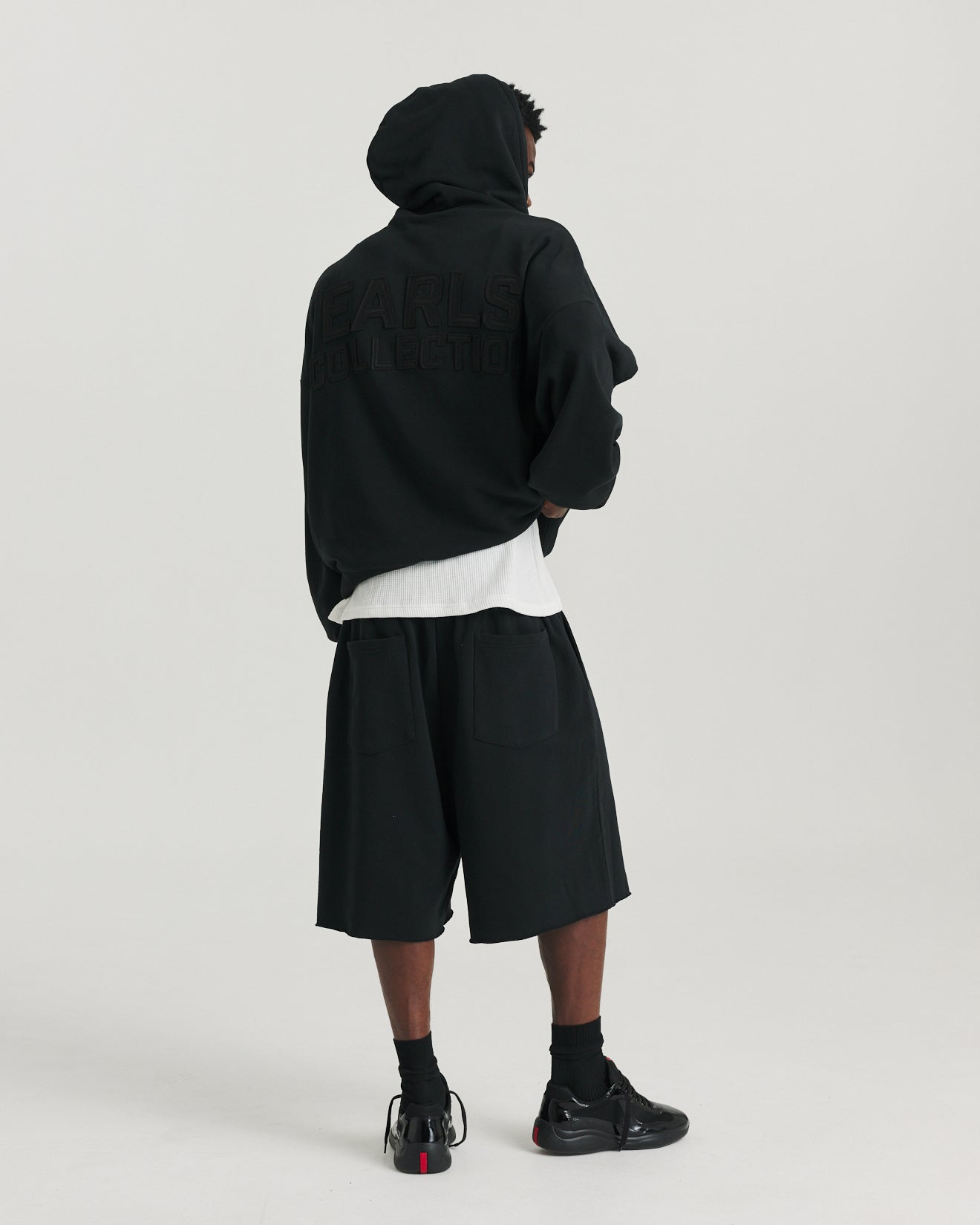 Warm Up Hood - Black