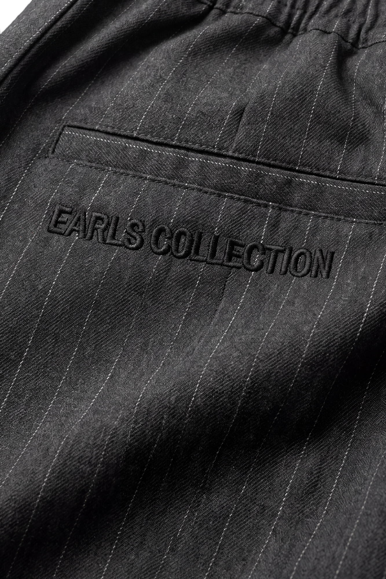 Relax Short - Grey Marle Pinstripe