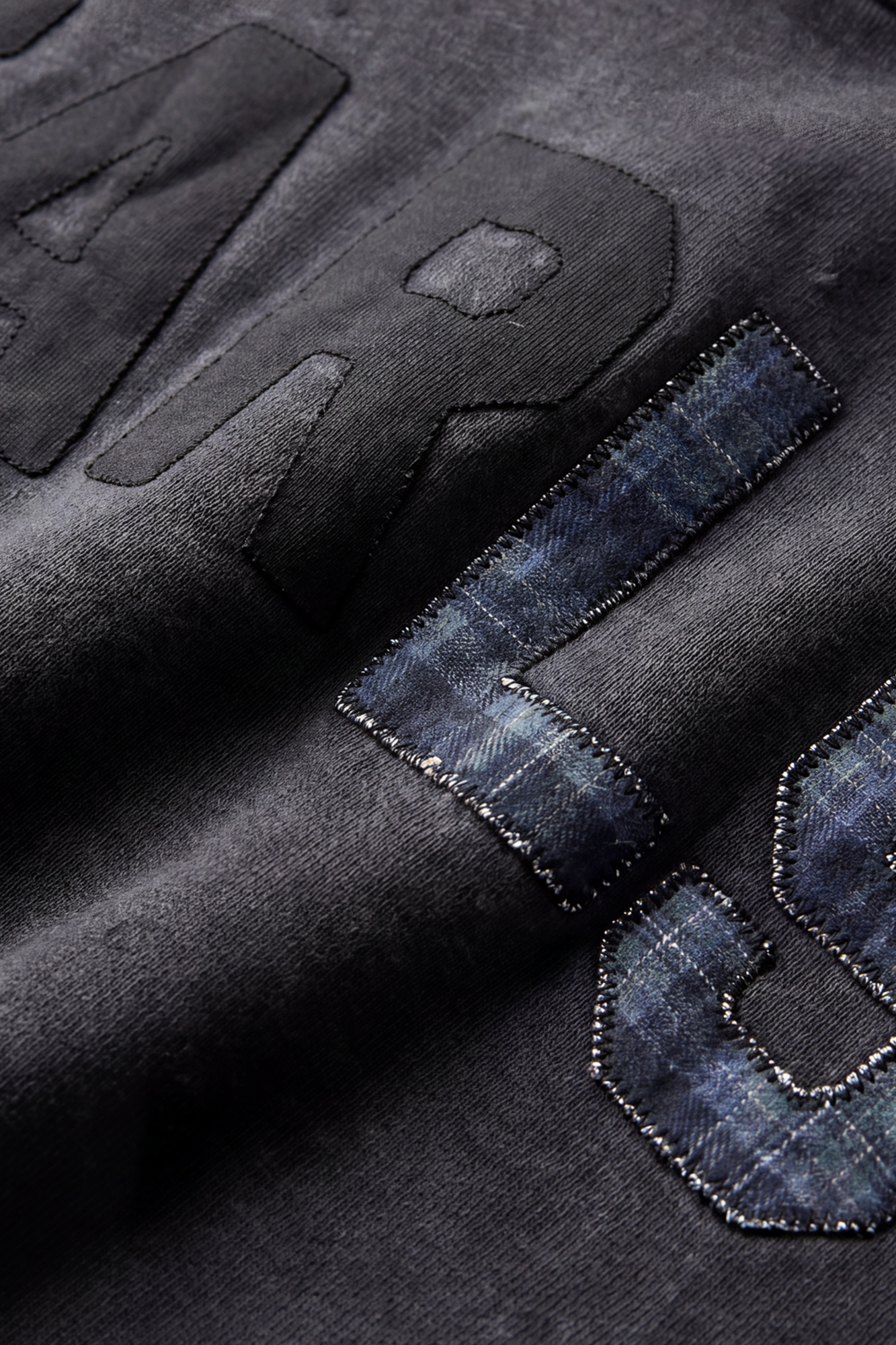 Contrast Hood - Black