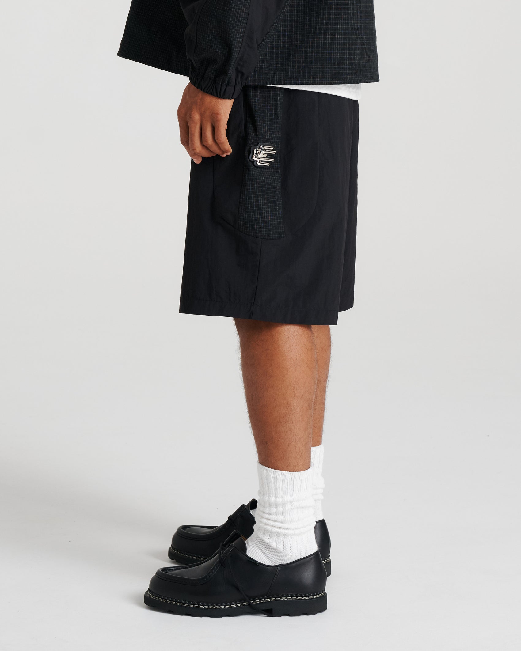 Tower Short - Black