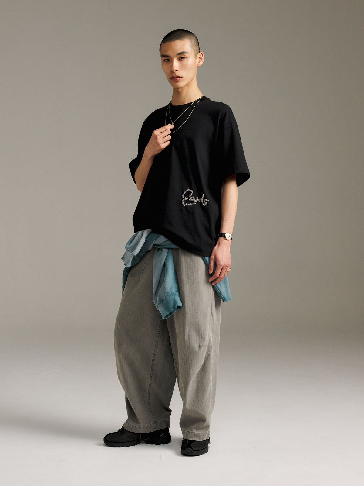Rough Embroidery Tee - Black
