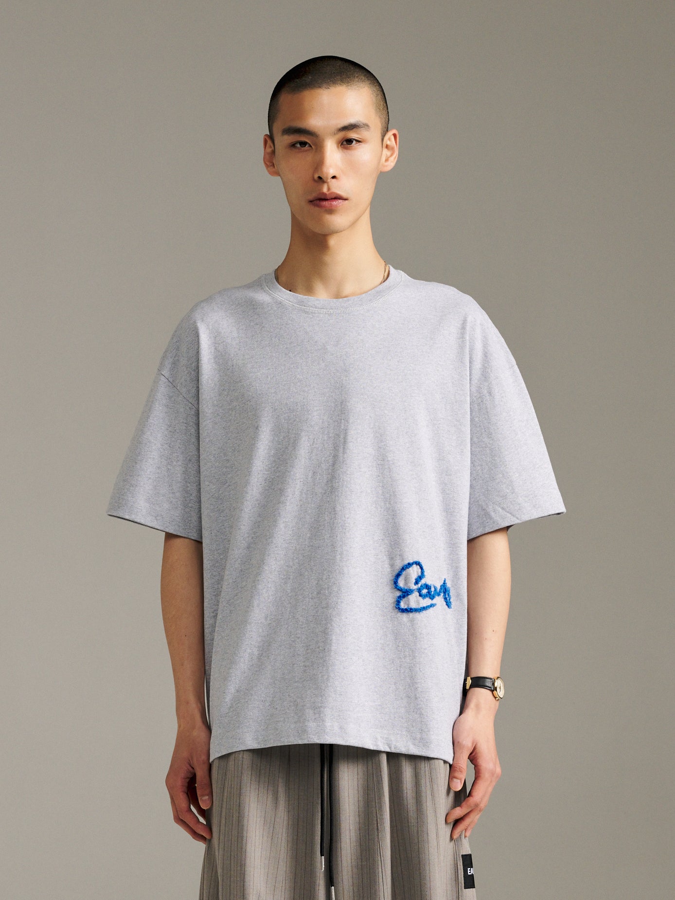 Rough Embroidery Tee - Grey Marle