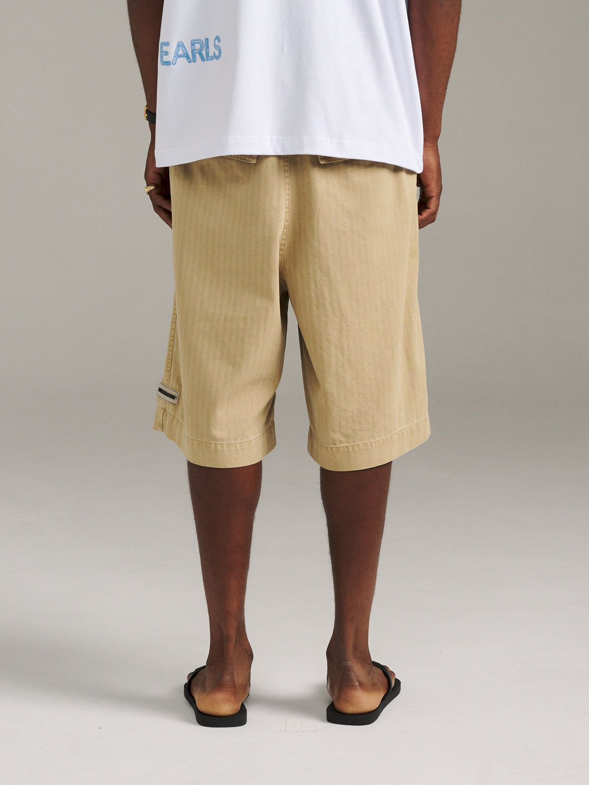 Bermuda Herringbone Short - Beige