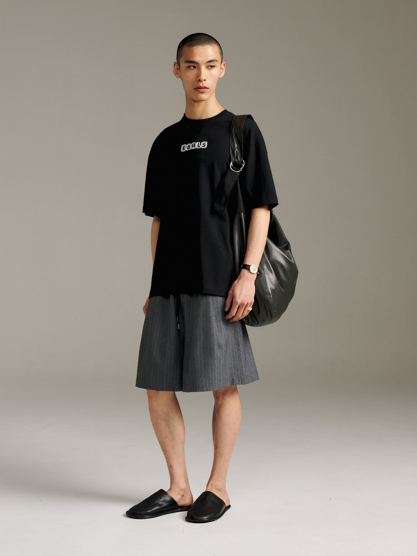 Relax Short - Grey Marle Pinstripe
