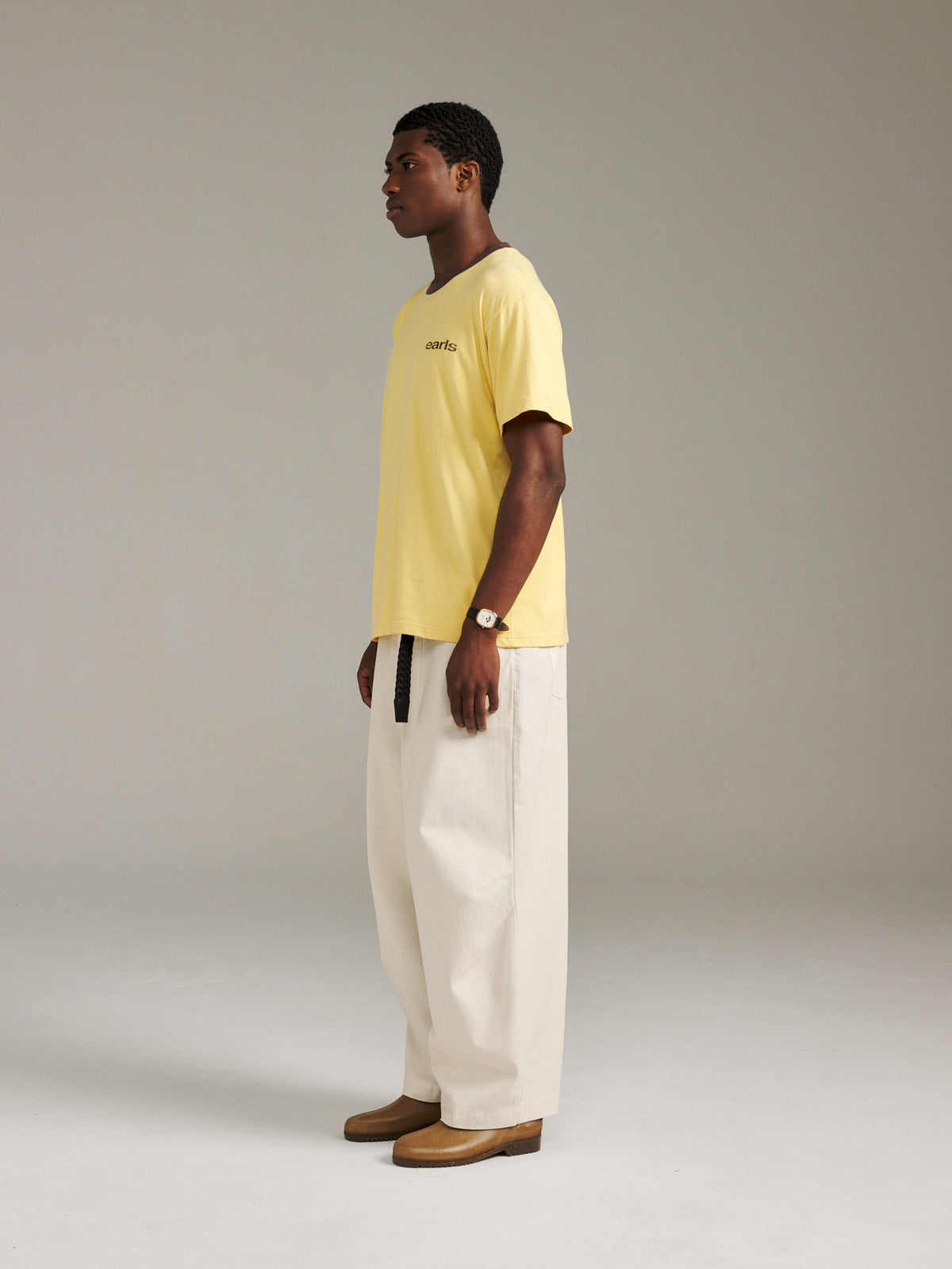 Pennant Tee - Pale Yellow/Brown