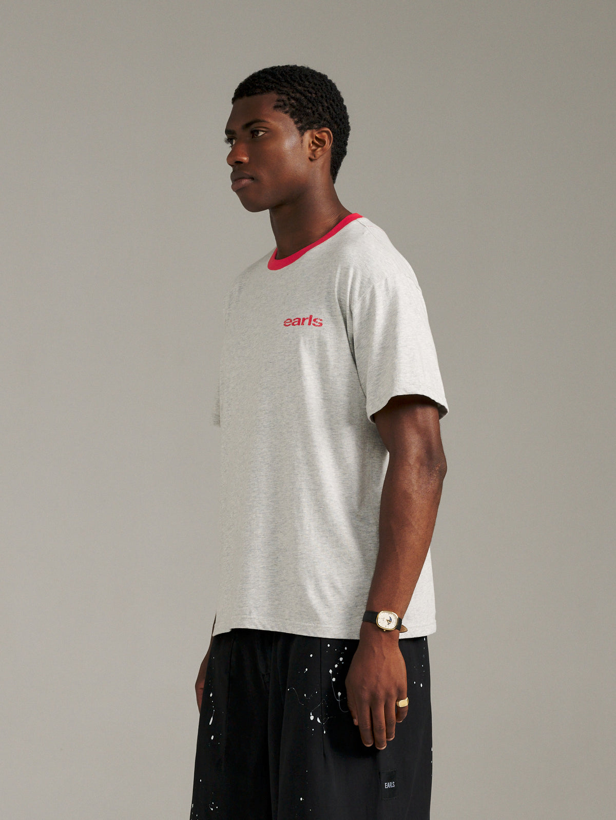 Pennant Tee - Grey/Red