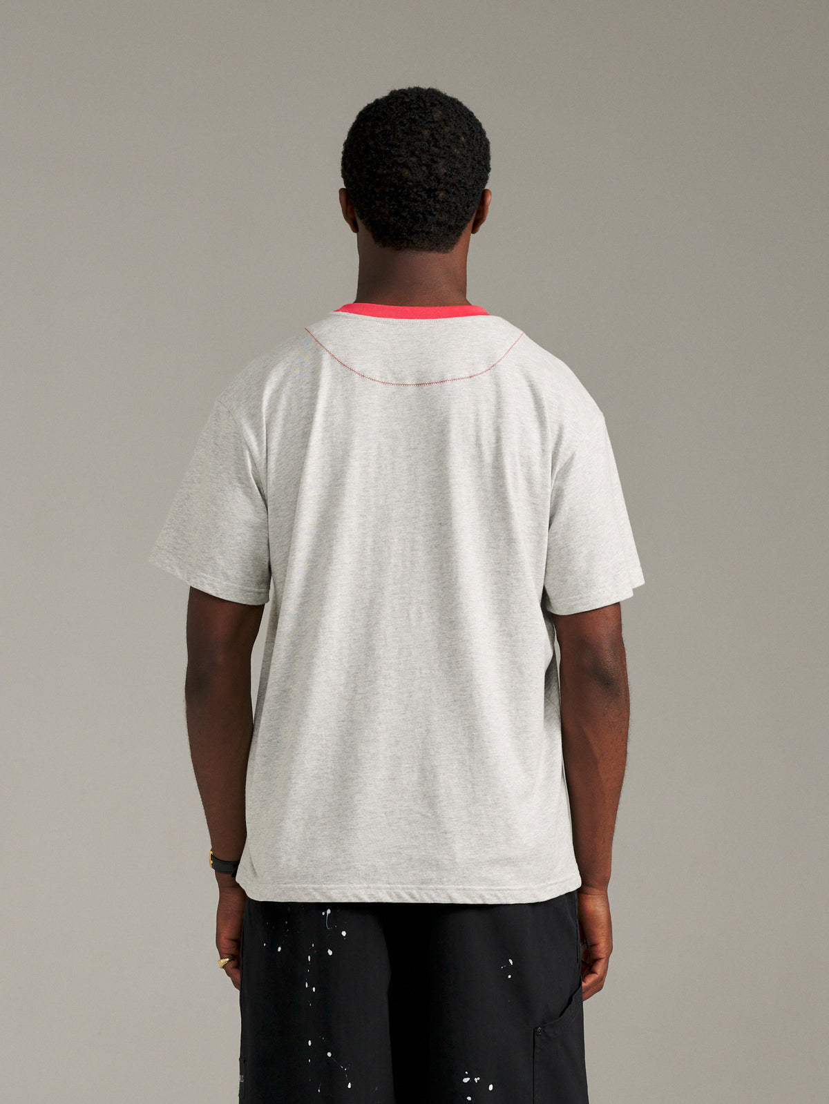 Pennant Tee - Grey/Red