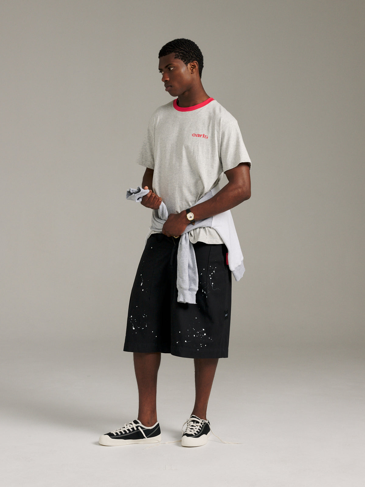 Pennant Tee - Grey/Red