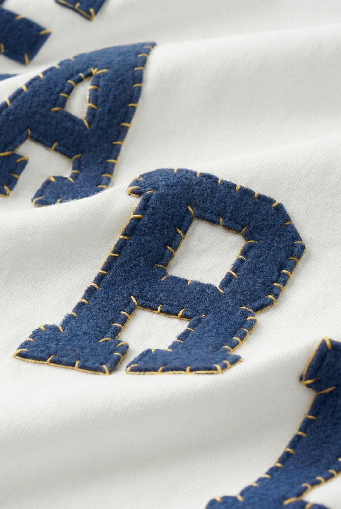 Felt Tee - White/Navy